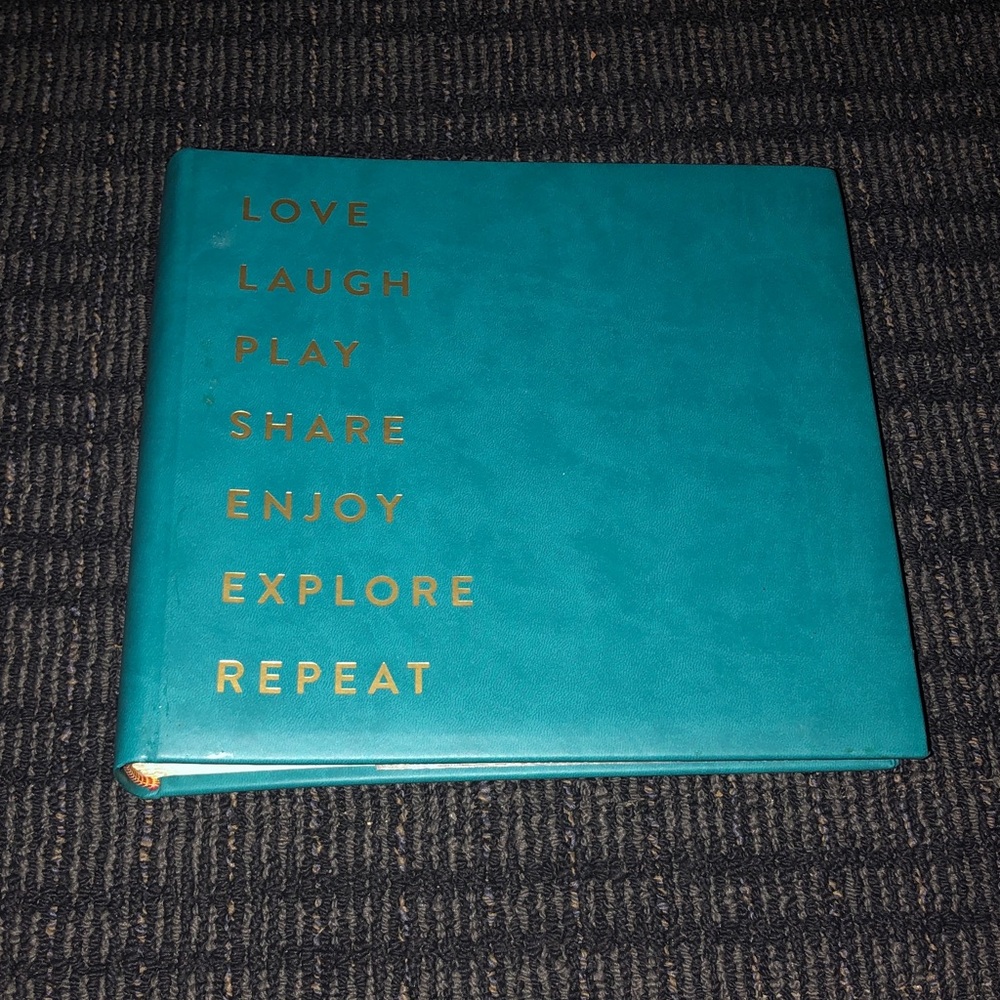 🛍️ Photo Album with Gold Text